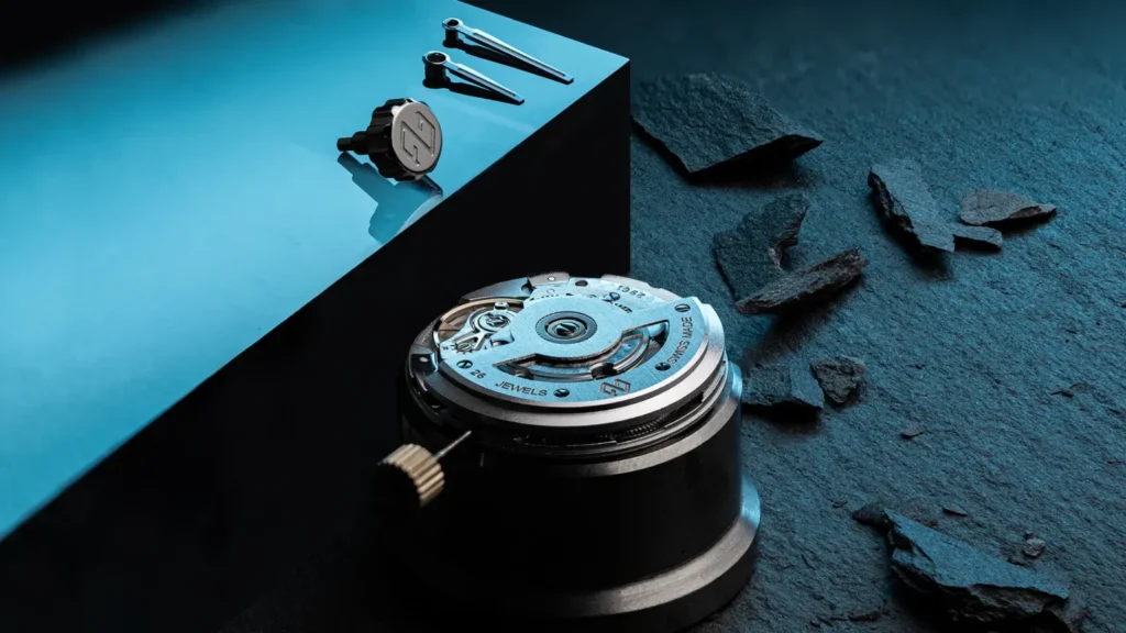 movimento Formex Essence Space Ghost