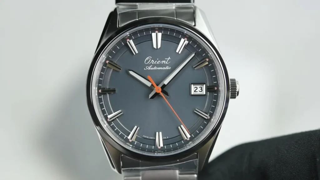 Orient Stretto Date 75th Anniversary movimento