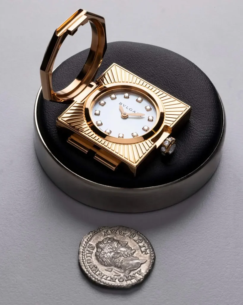 Bulgari Maglia Milanese Monete Secret Watch