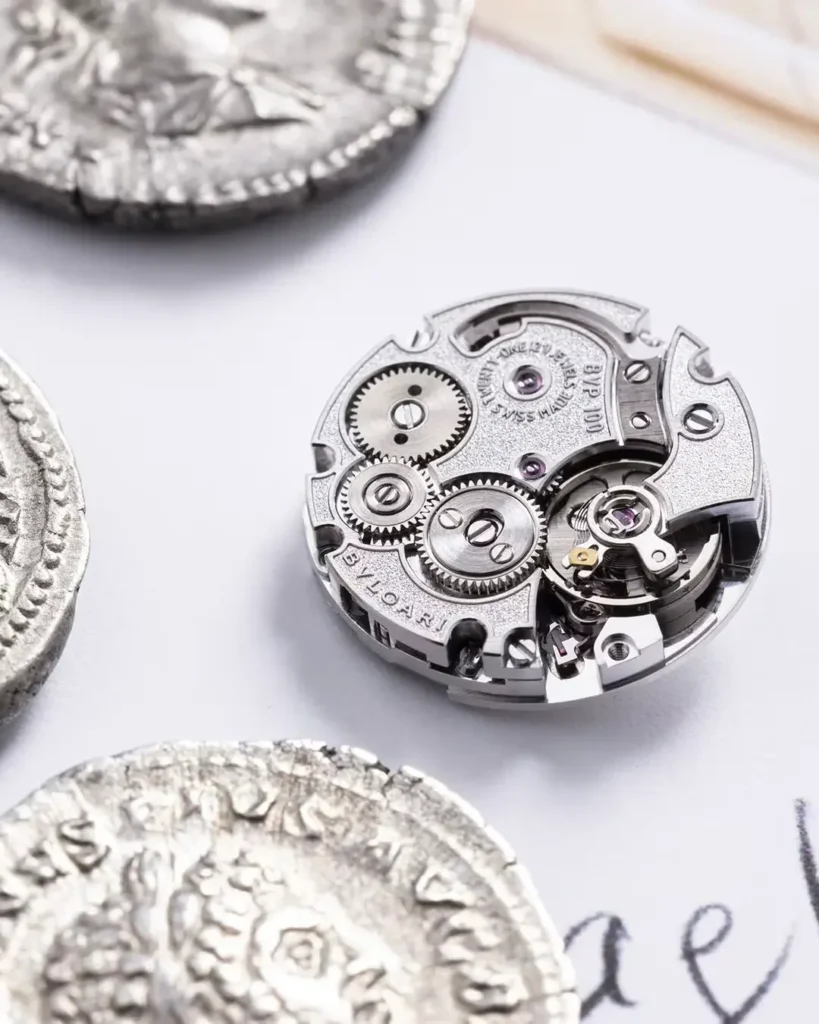 Bulgari Maglia Milanese Monete Secret Watch
