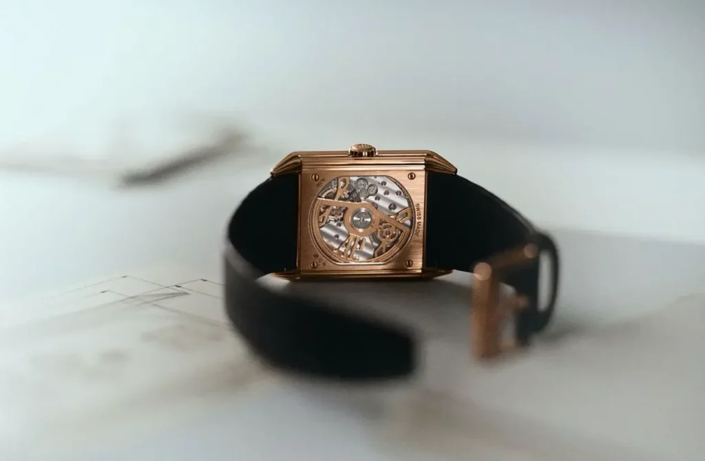 Audemars Piguet Neo Frame Jumping Hour Audemars Piguet Neo Frame Jumping Hour