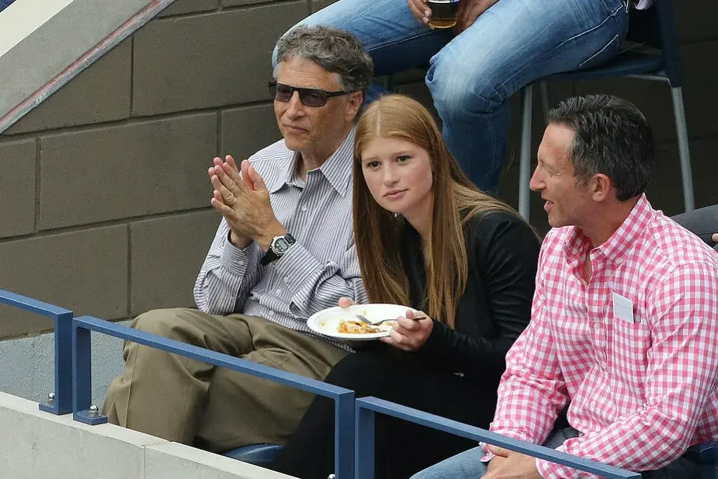 Casio W-214H-1AV Illuminator