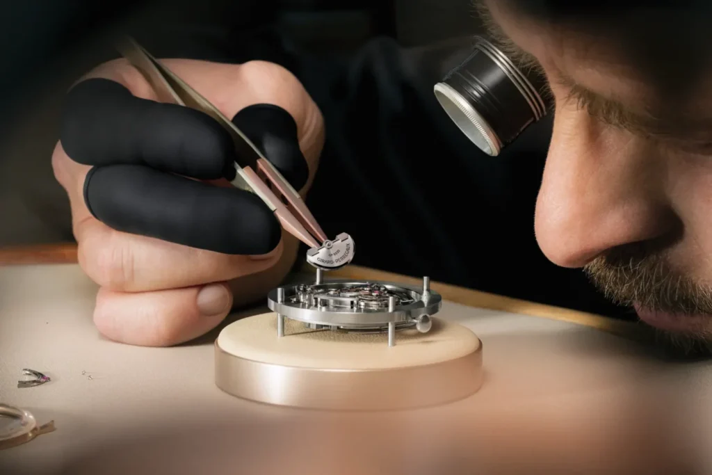 Un micro-rotore automatico pensato per il silenzio