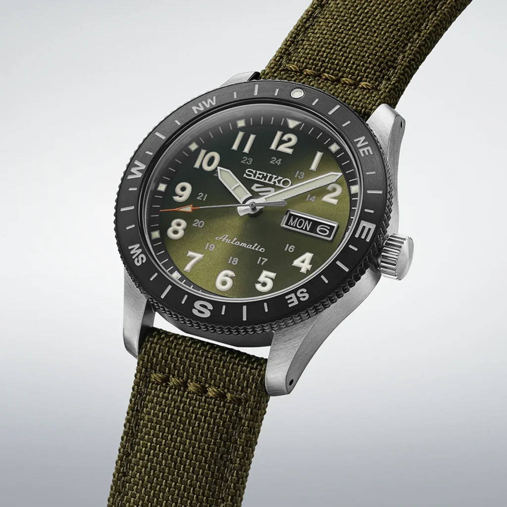 Seiko 5 Sports con bussola Seiko 5 Sports con bussola