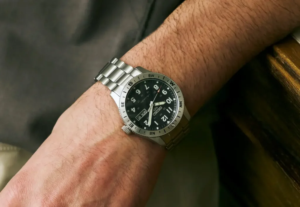 Seiko 5 Sports con bussola Seiko 5 Sports con bussola