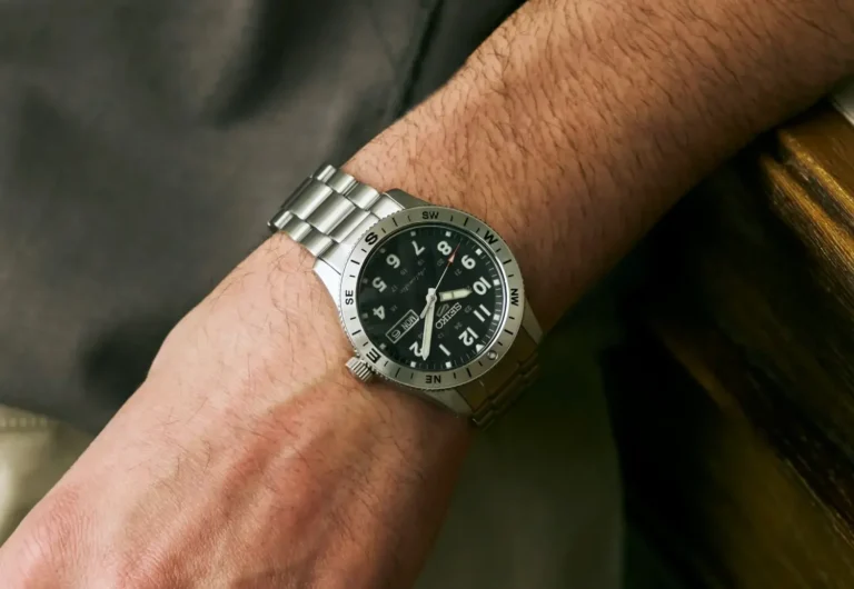 Seiko 5 Sports con bussola