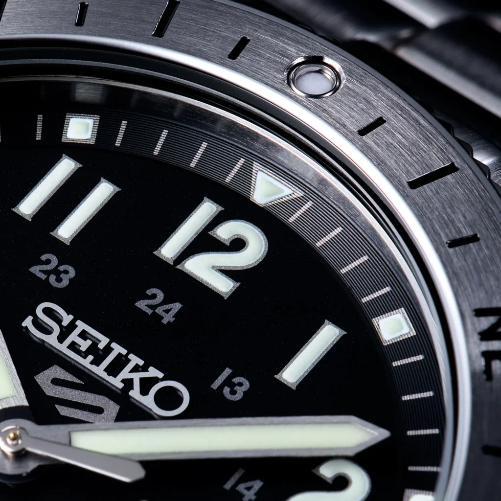 Seiko 5 Sports con bussola Seiko 5 Sports con bussola