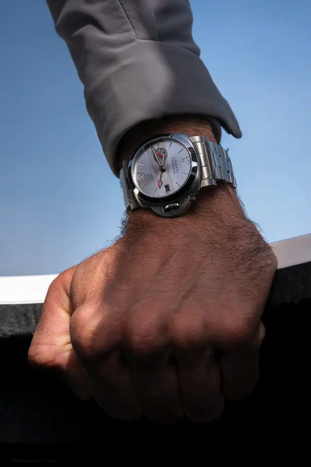 Luminor Luna Rossa GMT Luminor Luna Rossa GMT