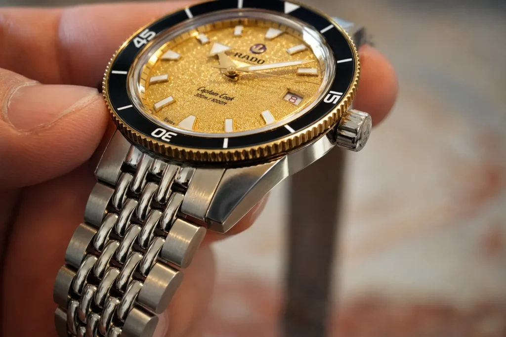 Rado Captain Cook oro giallo 39 mm Rado Captain Cook oro giallo 39 mm