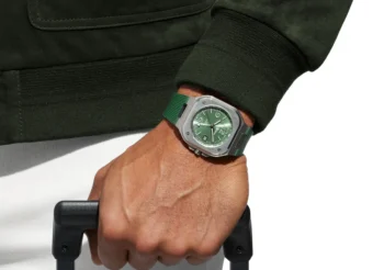 Bell & Ross BR-05 GMT Green Steel