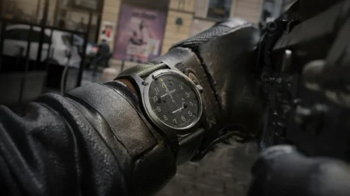 Hamilton Khaki Field Mechanical 38 mm Call of Duty Special Edition per Modern Warfare 4