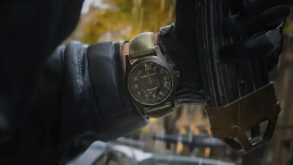 hamilton Khaki Field Mechanical 38 mm per Modern Warfare 4, ref. H69469930 hamilton Khaki Field Mechanical 38 mm per Modern Warfare 4, ref. H69469930