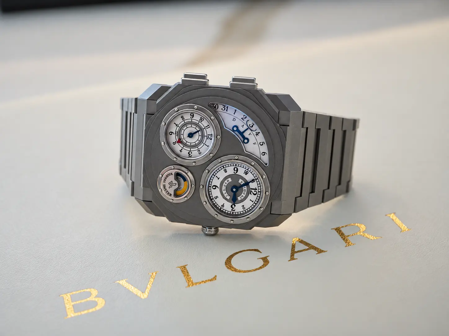 Octo Finissimo Dual Time x Vianney Halter Bvlgari Octo Finissimo Dual Time x Vianney Halter