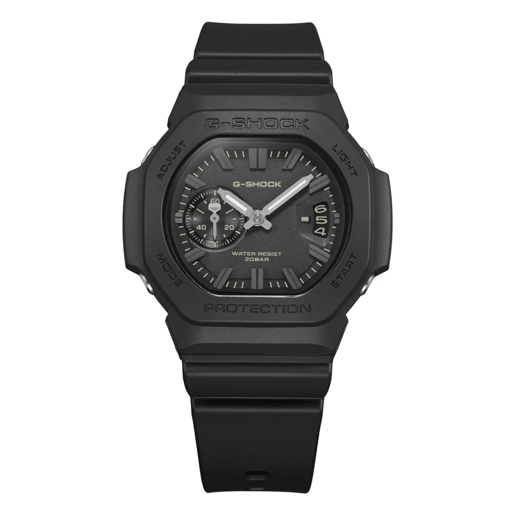 G-SHOCK GMC-2500 e GAC-2500 G-SHOCK GAC-2500-1A in resina nera con quadrante analogico, piccolo contatore a ore 9 e finestrella a ore 3