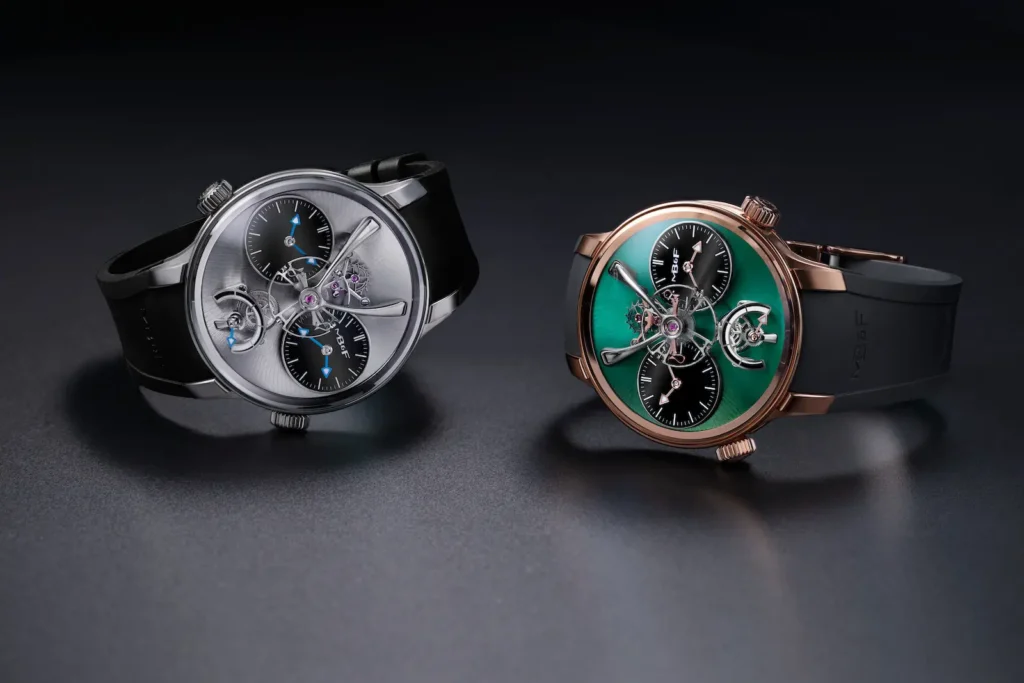 Le due versioni affiancate, titanio a sinistra e oro rosa a destra MB&F LM1 EVO, le due versioni: titanio con platina argentata e oro rosa con platina verde