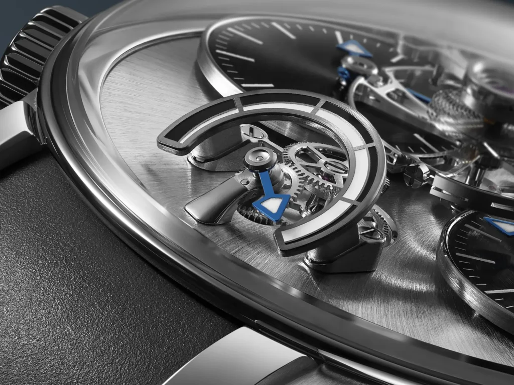MB&F LM1 EVO Indicatore della riserva di carica inclinato della MB&F LM1 EVO in titanio
